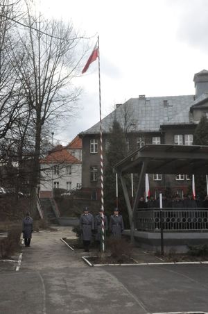 Ślubowanie nowych policjantów i awanse