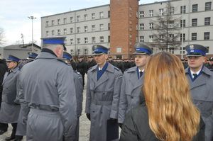 Ślubowanie nowych policjantów i awanse
