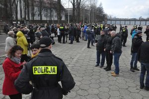 Ślubowanie nowych policjantów i awanse