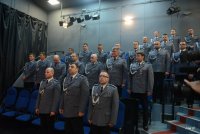 Przyjęta przez uczestników postawa zasadnicza w trakcie hymnu państwowego