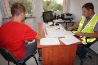 32-letni jaworznianin w trakcie przesłuchania w komendzie