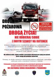 straż pożarna próbuje przejechać między zaparkowanymi dwoma autami