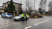 policjanci kontrolują stan trzeźwiści