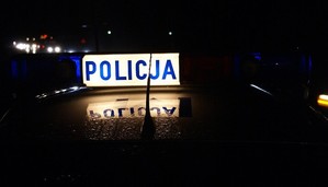 Podświetlony napis policja