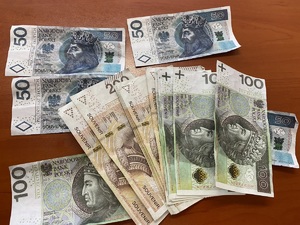 Rozłożone banknoty