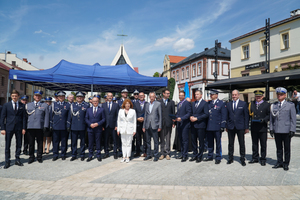 Zdjęcie grupowe na rynku